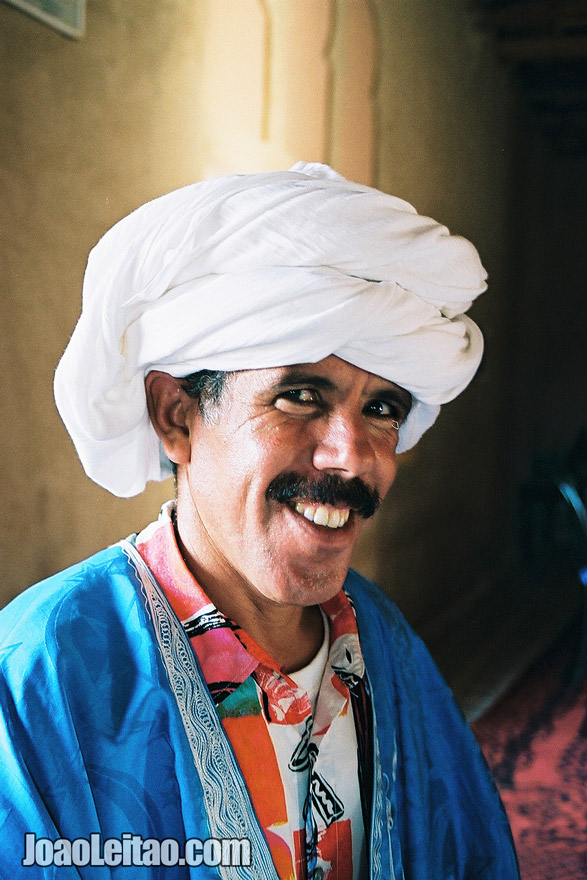 Man with white turban in Sahara Desert, Morocco - North Africa