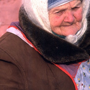 Old woman selling local handicraft in Suzdal village during Winter, Russian Federation - Eastern Europe